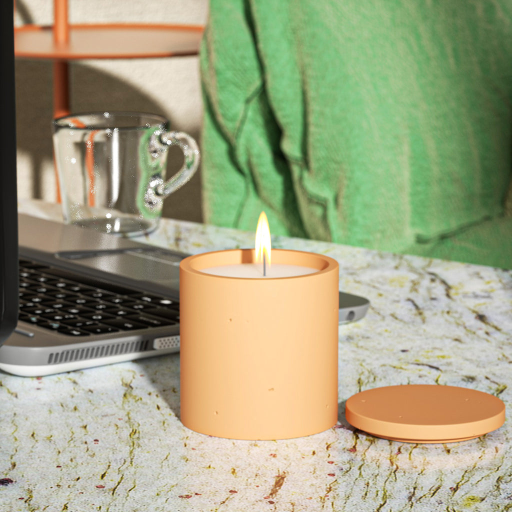 During work, I like to create a serene and pleasant atmosphere for myself, often by lighting the candle inside the candle jar. In this moment, the subtle candlelight radiates warmth, bringing a sense of tranquility and comfort to the entire workspace.