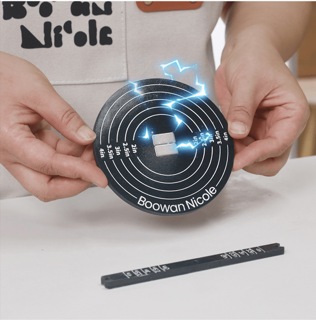How to Use the Quick Magnetic Wick Centering Setter Tool for Perfect Candle Making 🕯️✨ - Boowan Nicole