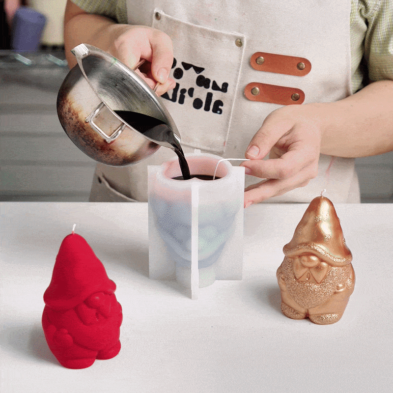 Video demonstration of making the Gnome’s Winter Tale Candle - Boowan Nicole