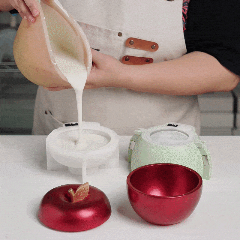 Studio82 x Boowan Nicole | Harvest Apple Candle Jar Silicone Mold