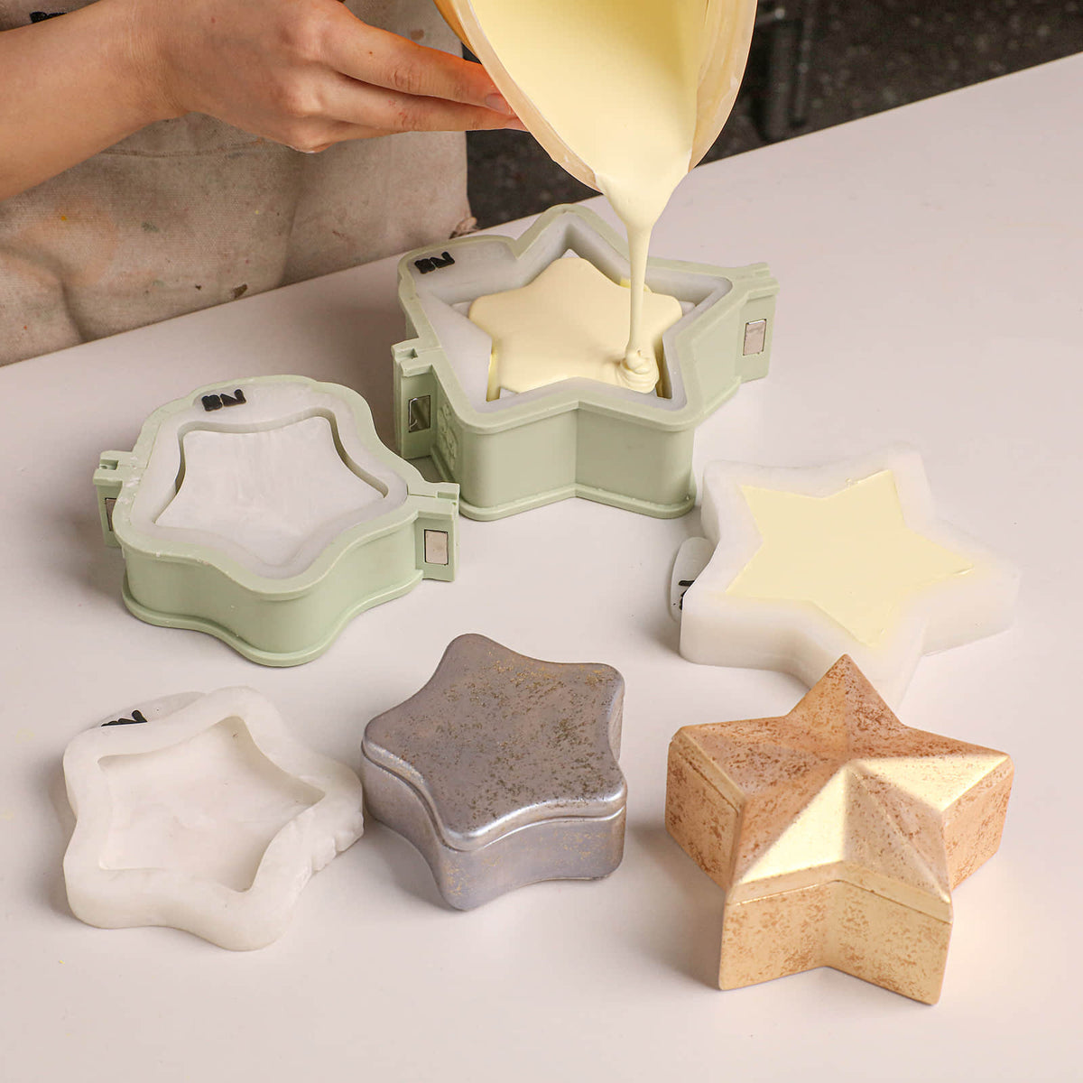 Azulmostaza x Boowan Nicole｜Twinkling Star Candle Jar Silicone Mold