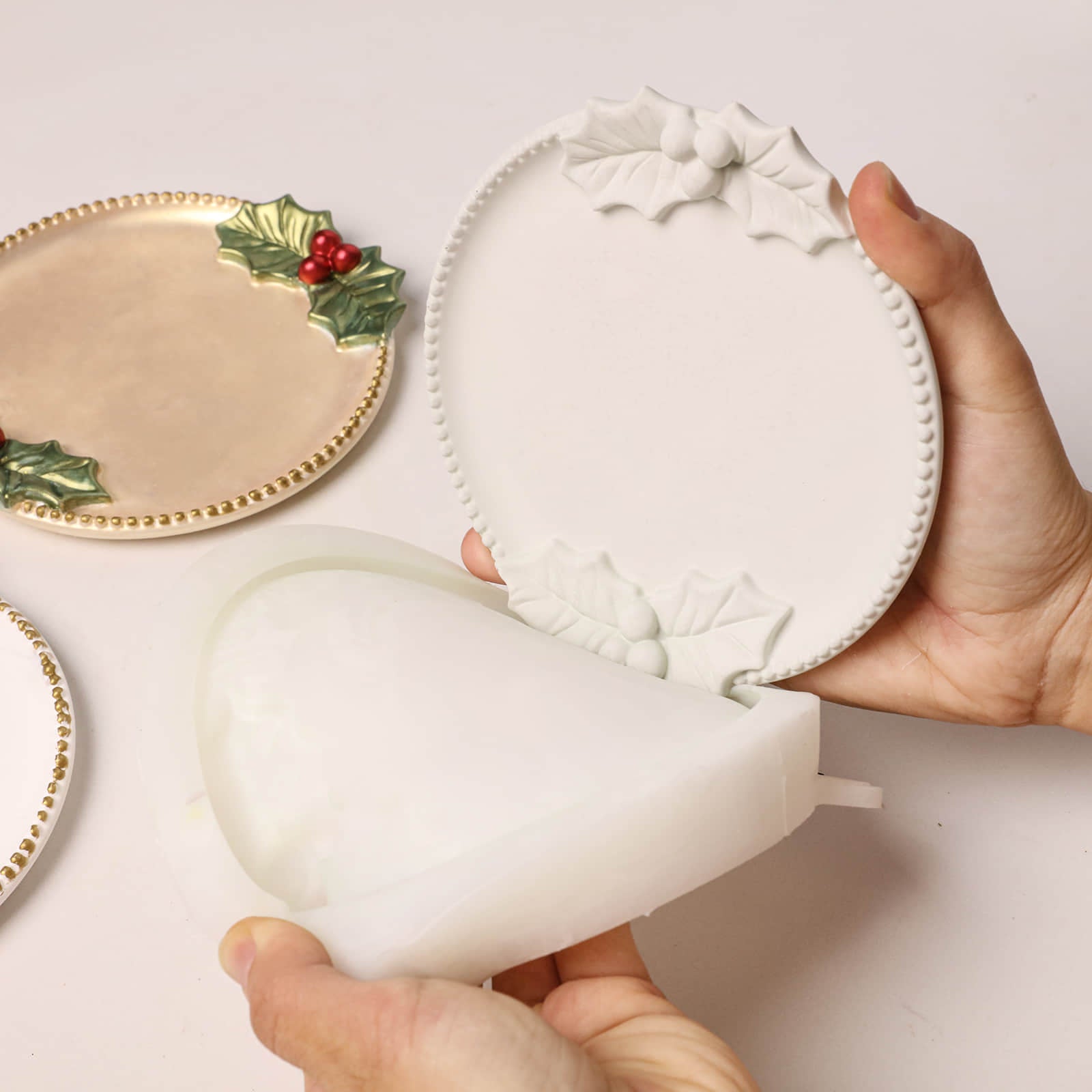 Azulmostaza × Boowan Nicole｜Christmas Holly Berry Tray Silicone Mold