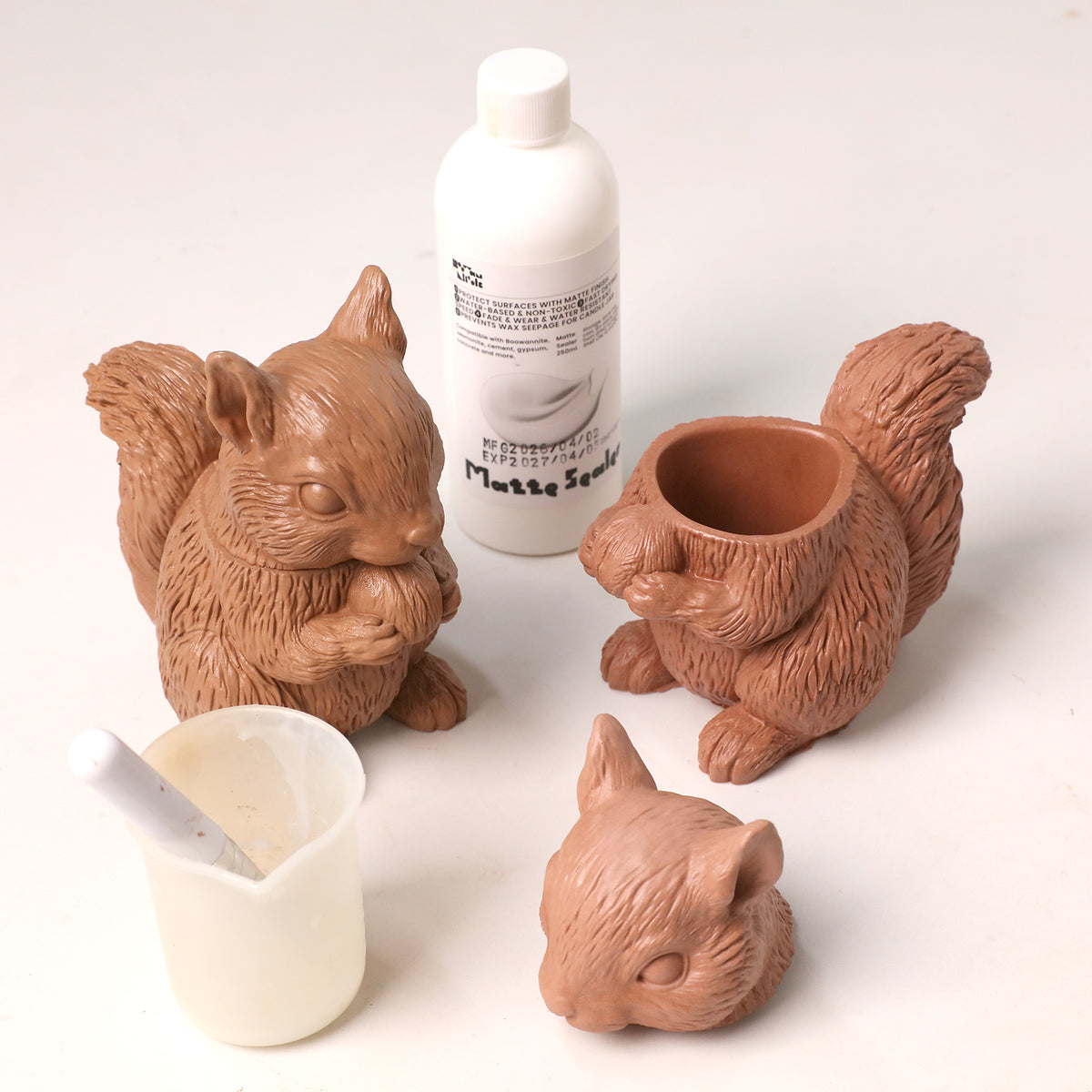 Studio82 x Boowan Nicole | Acorn Hug Squirrel Candle Jar Silicone Mold