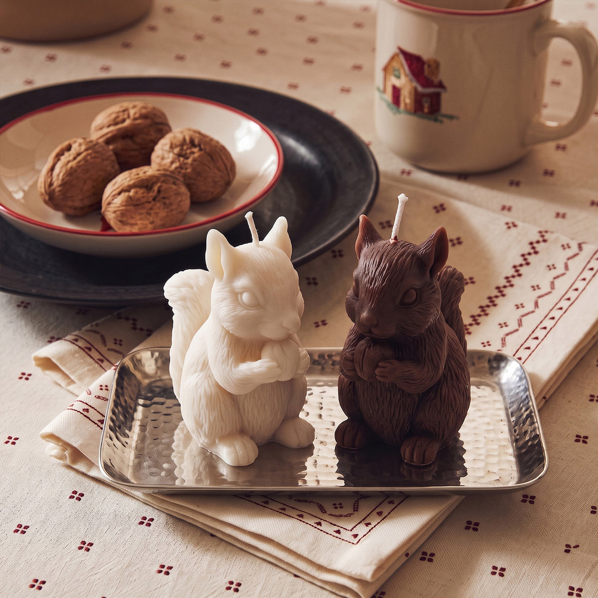 Studio82 x Boowan Nicole | Acorn Hug Squirrel Candle Silicone Mold