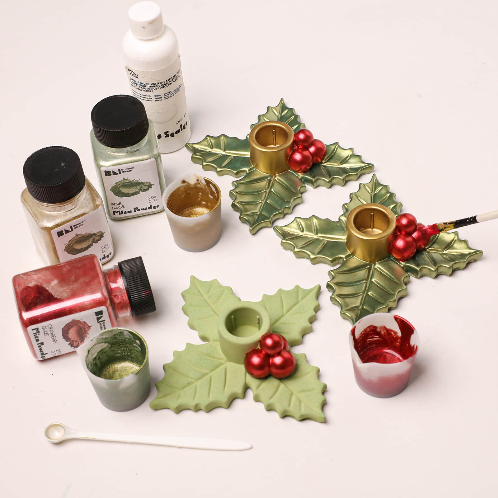 Azulmostaza × Boowan Nicole｜Christmas Holly Berry Candle Holder Silicone Mold