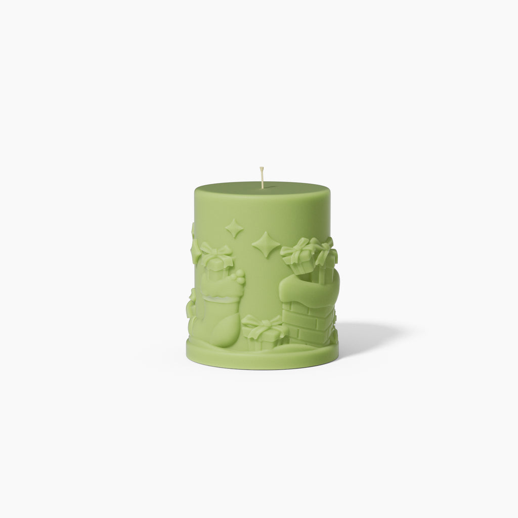 Green Christmas Gift Pattern Embossed Pillar Candle-Boowan Nicole