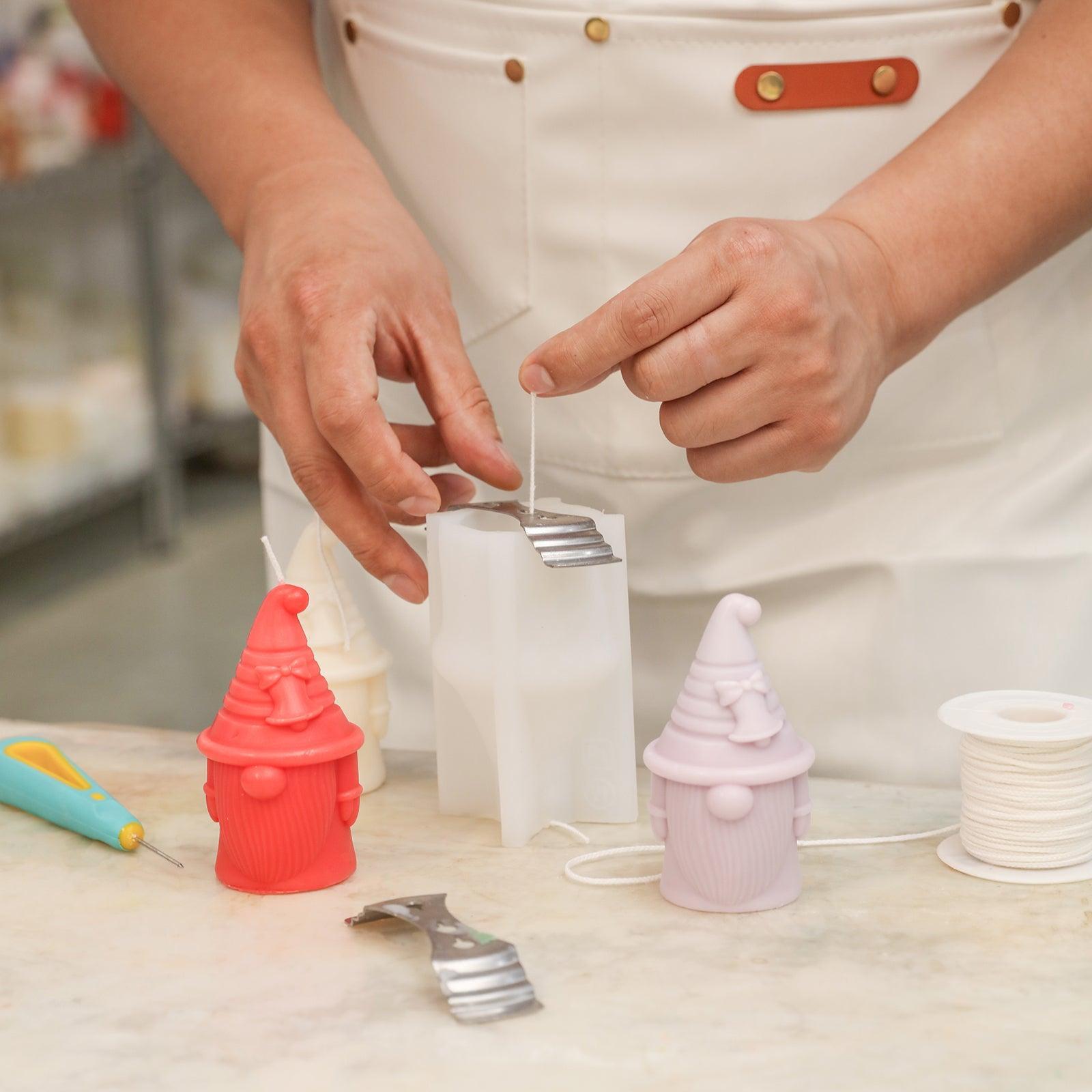 Using Silicone Molds to Make Bell of Hat-tactic Gnome Squad Candle-Boowan Nicole