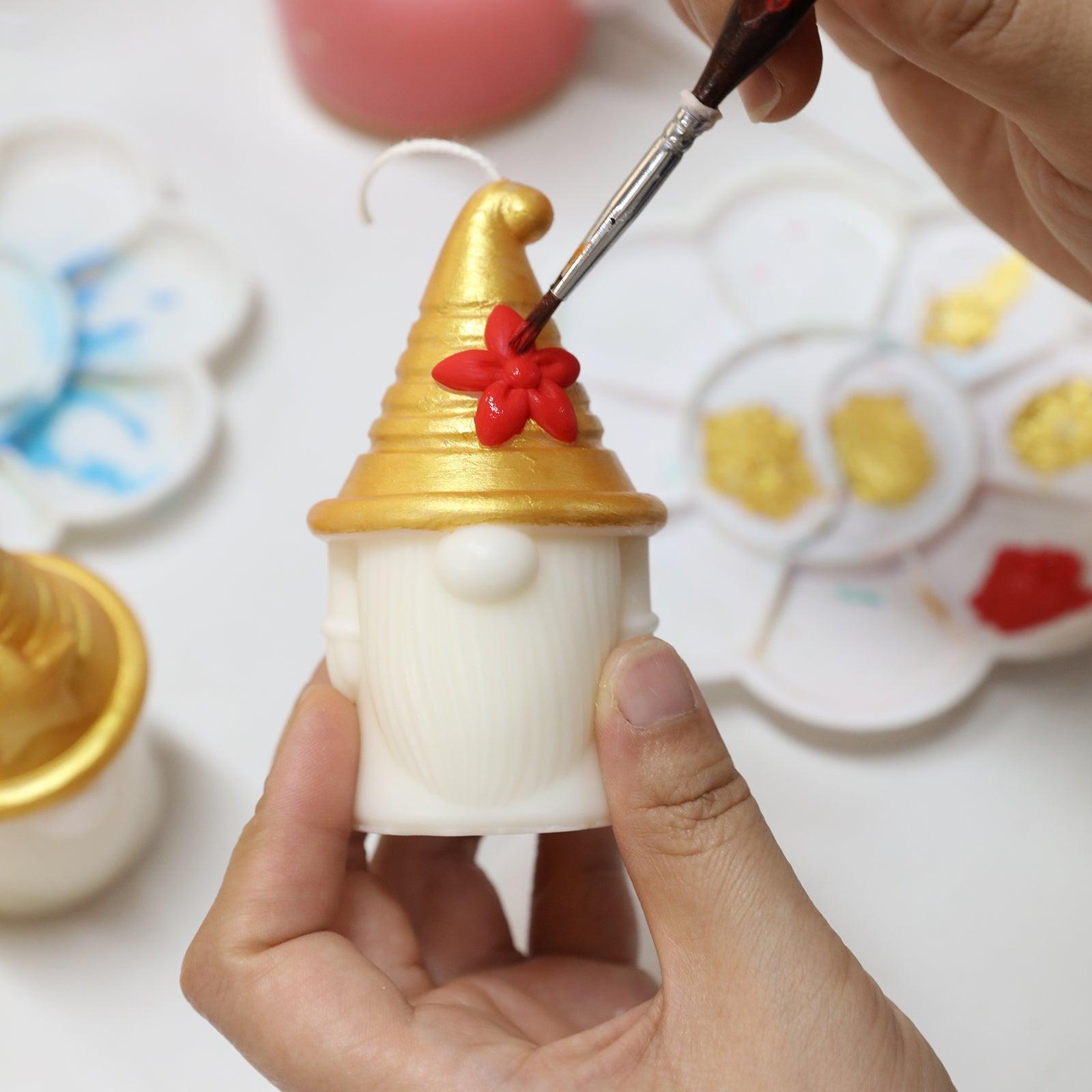 Color the Florian of Hat-tastic Gnome Squad Candle -Boowan Nicole