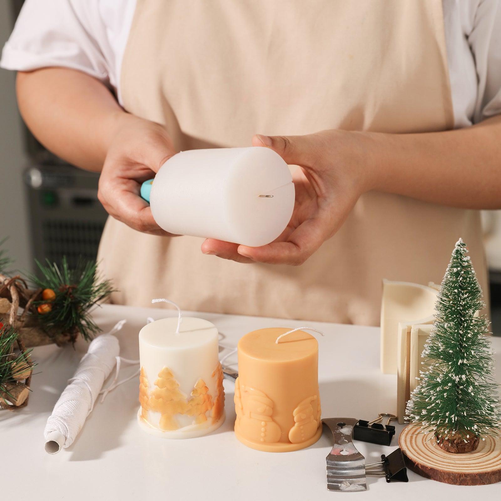 Use the threading tool to thread through the mold pilot holes, designed by Boowan Nicole.