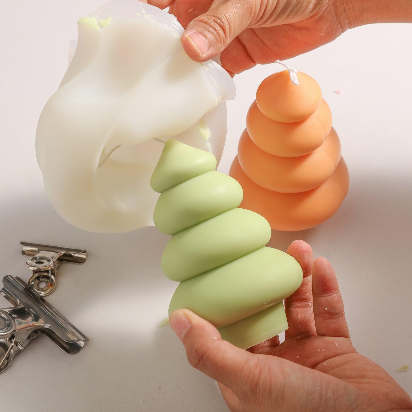 Green Stacked Circle Christmas Tree Candles from Silicone Molds - Boowan Nicole