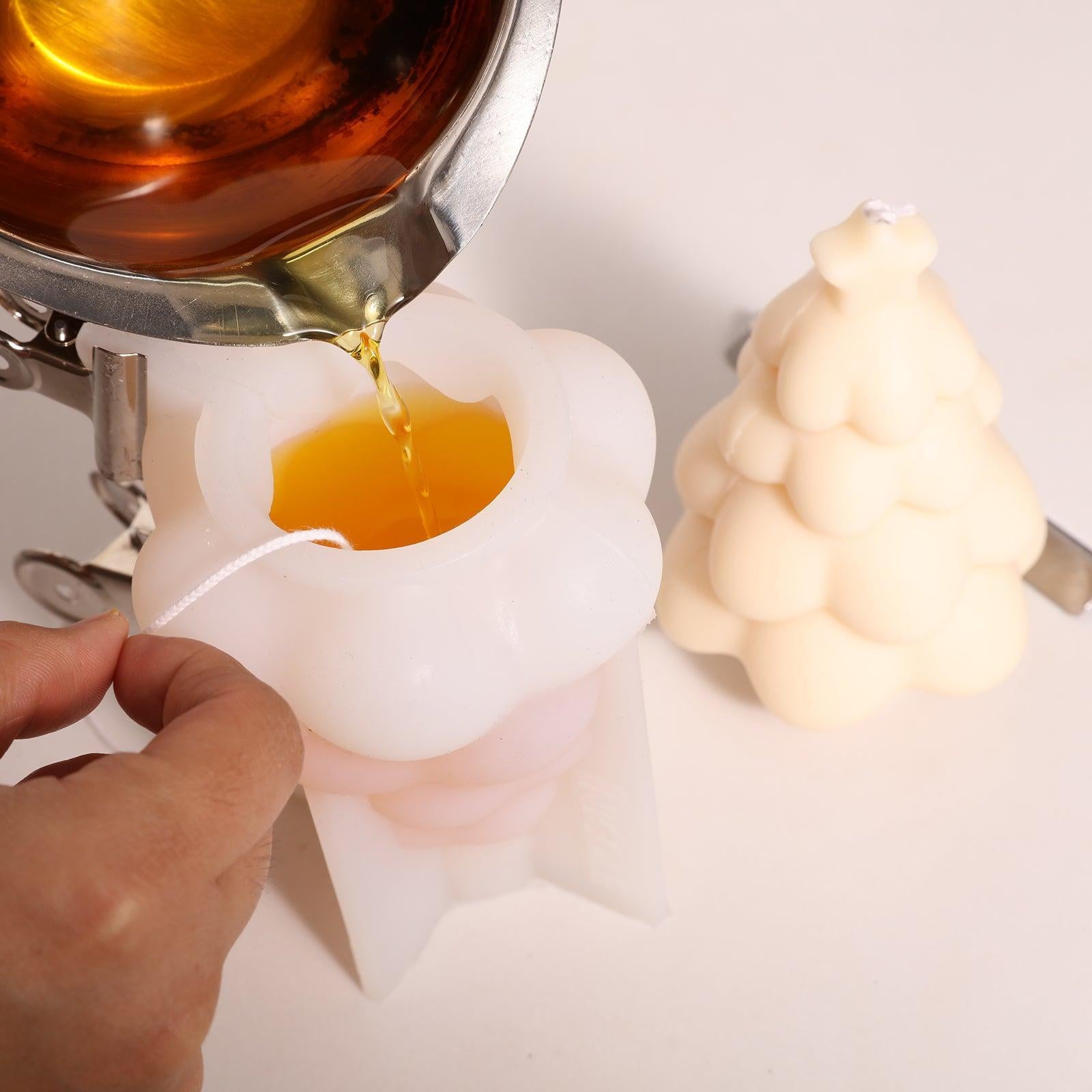 Use Silicone Molds to Make Glowing Christmas Tree Candle-Boowan Nicole