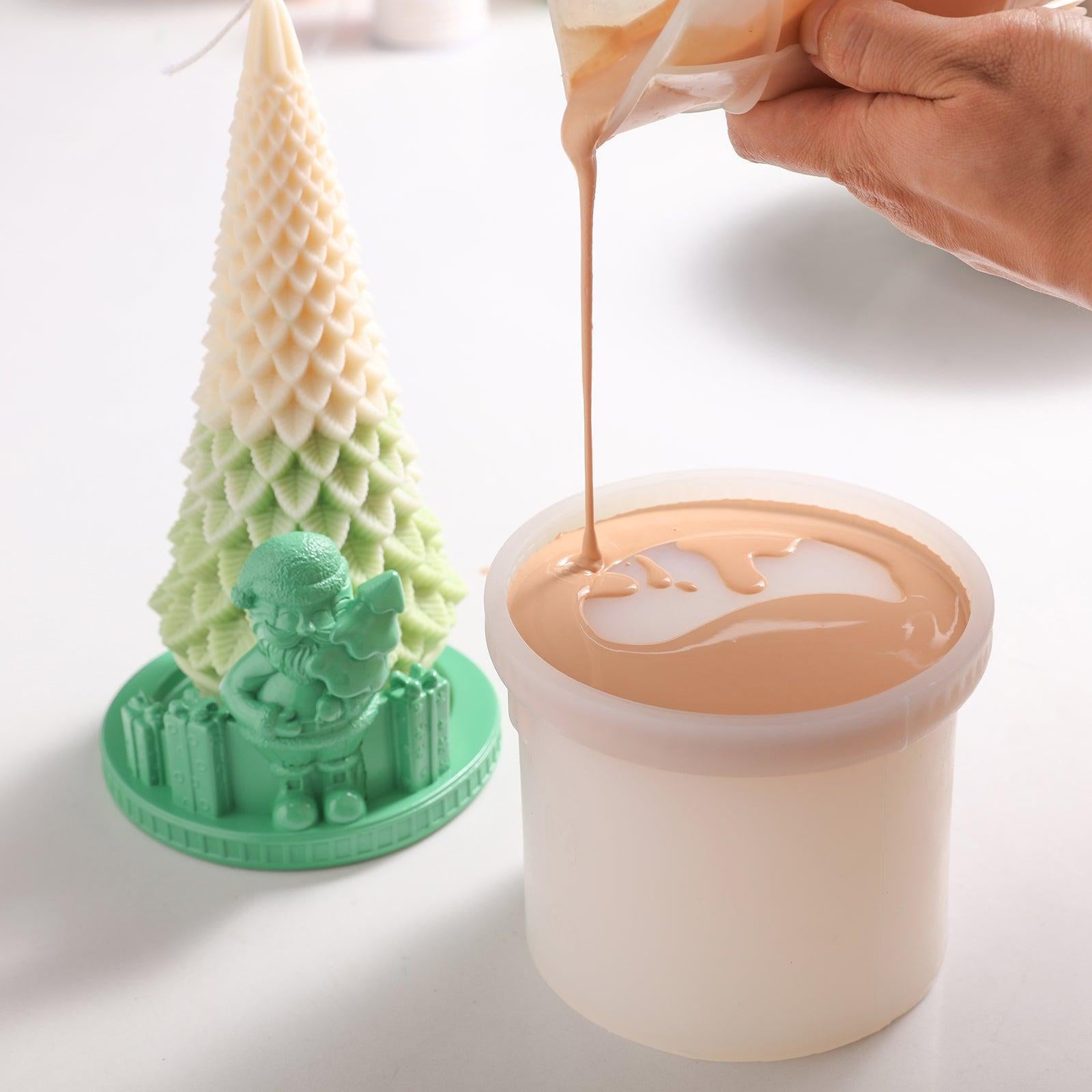 Use silicone molds to create Christmas Visitor candle holders, designed by Boowan Nicole.