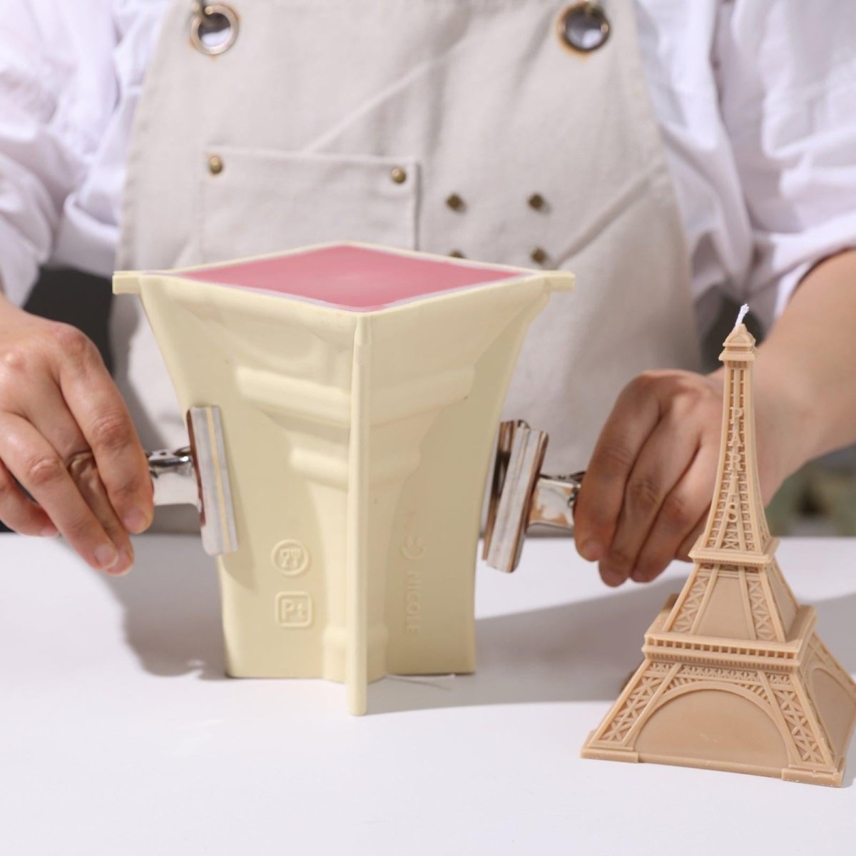6.5 - Inch Eiffel Tower Candle Silicone Mold3D Candle MoldLZ0692