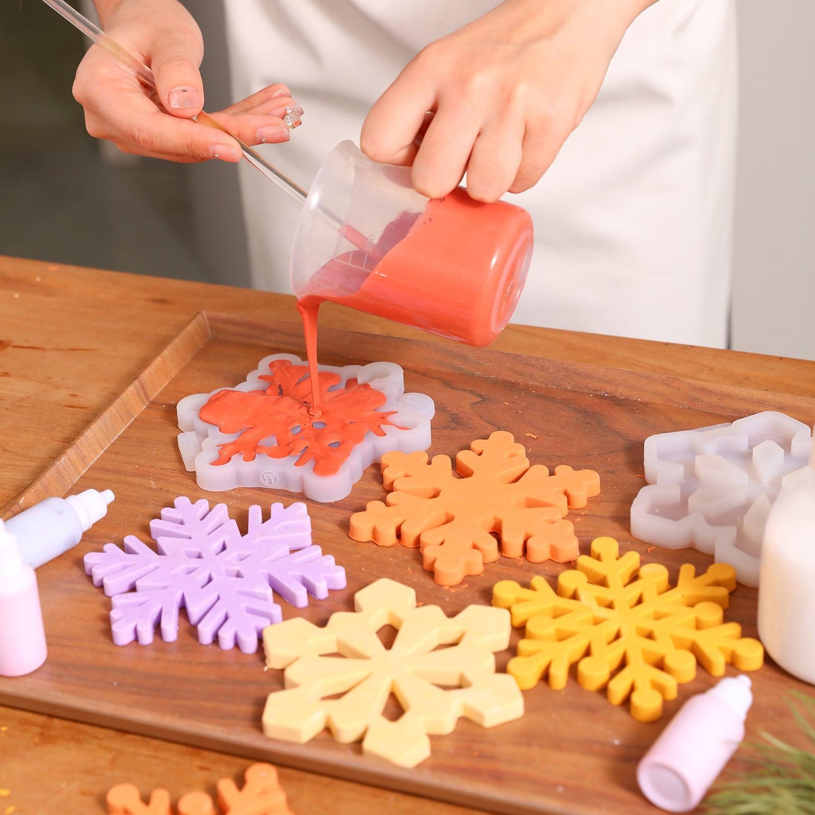 قالب سيليكون لصنع حوامل أكواب على شكل رقاقات ثلج عيد الميلاد