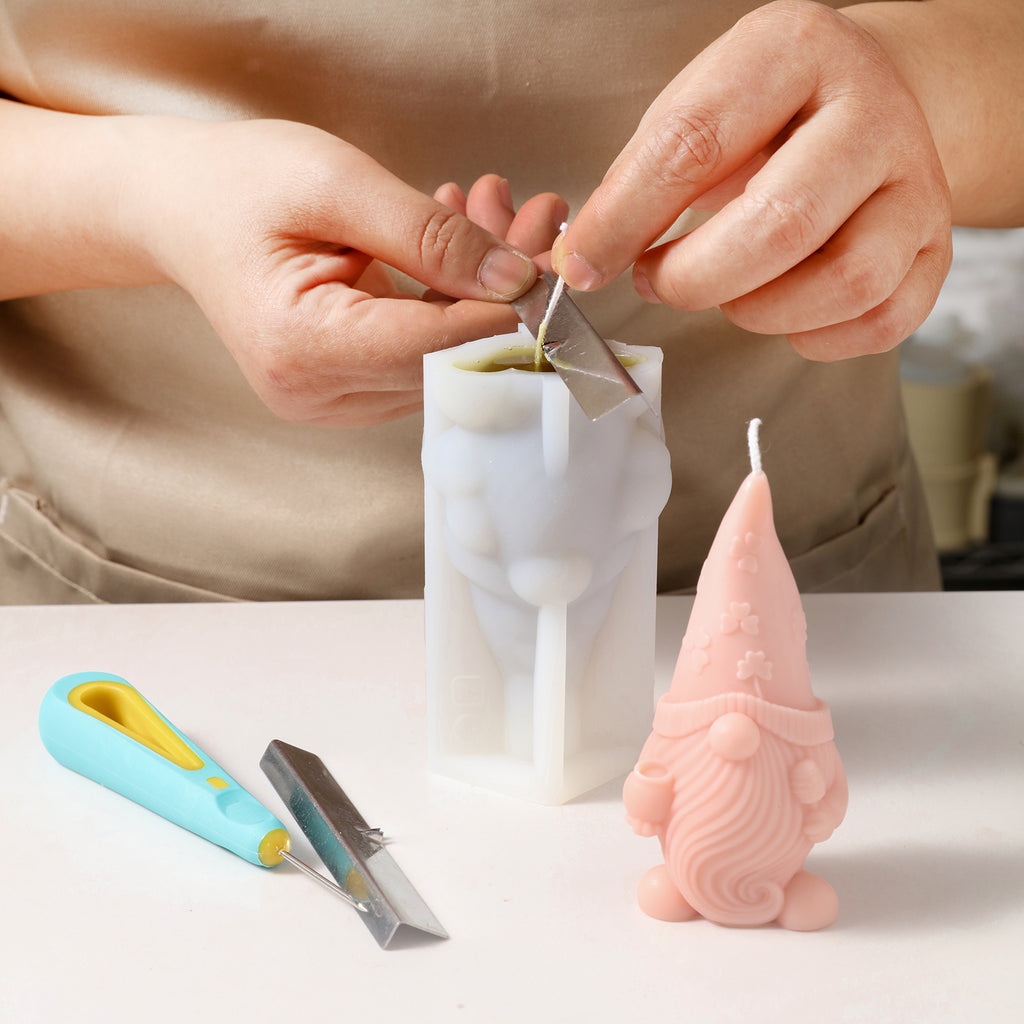 Use Silicone Molds to Make Christmas Floral Hat Gnome Candle - Boowan Nicole