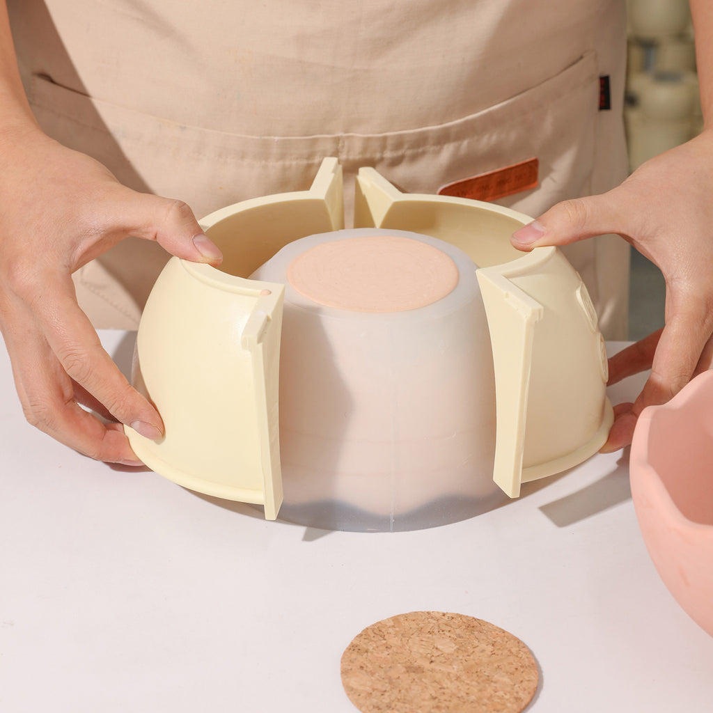 The process of making eggshell bowls from molds