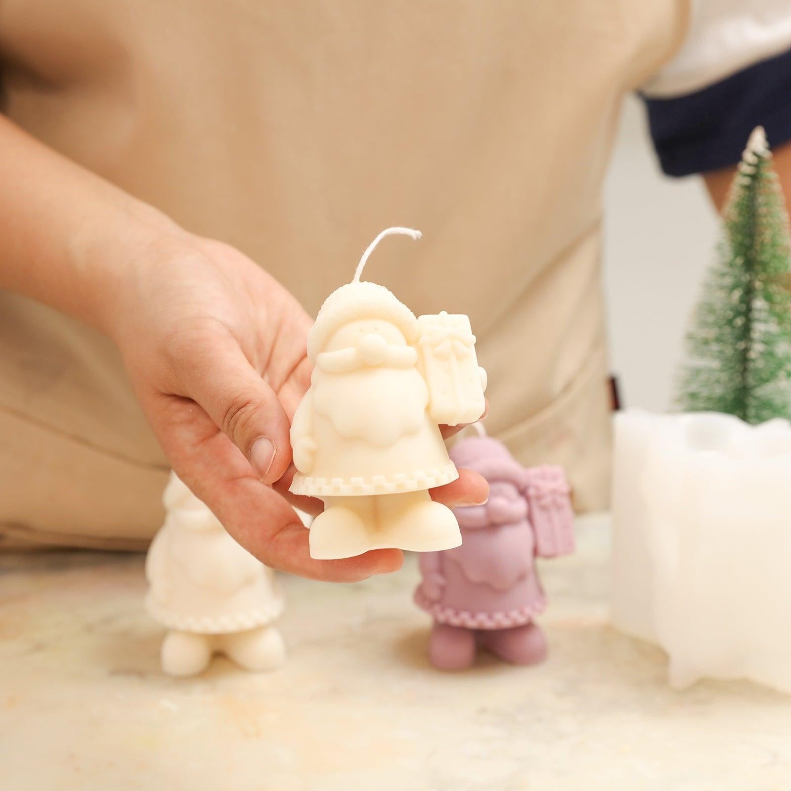 Handheld Display White Gift-Giving Santa Claus Candle-Boowan Nicole