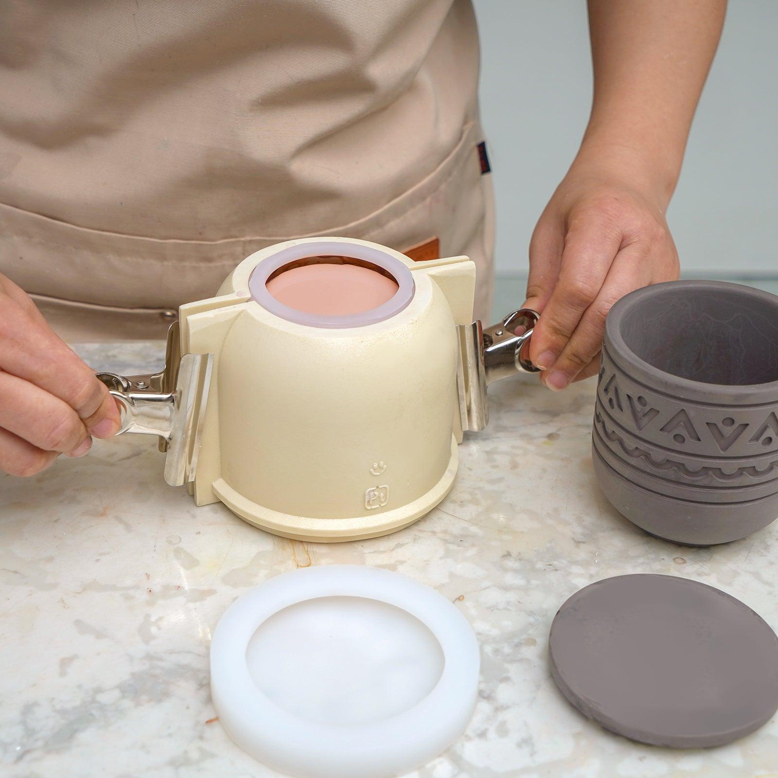 nicole-handmade-triangle-pattern-totems-candle-jar-silicone-mold-concrete-cement-candle-vessel-silicone-mold-home-decoration