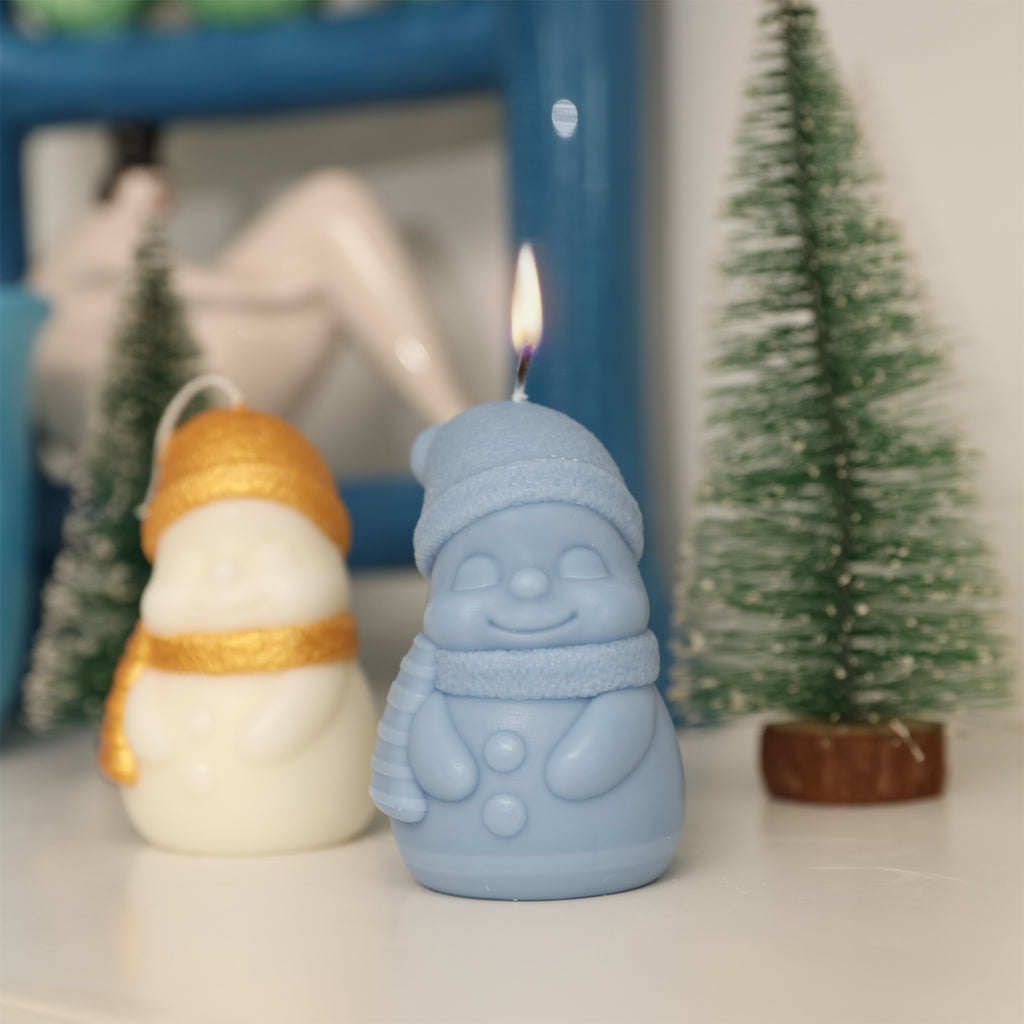Blue Lovely and Shy Snowy Friend Candle -Boowan Nicole