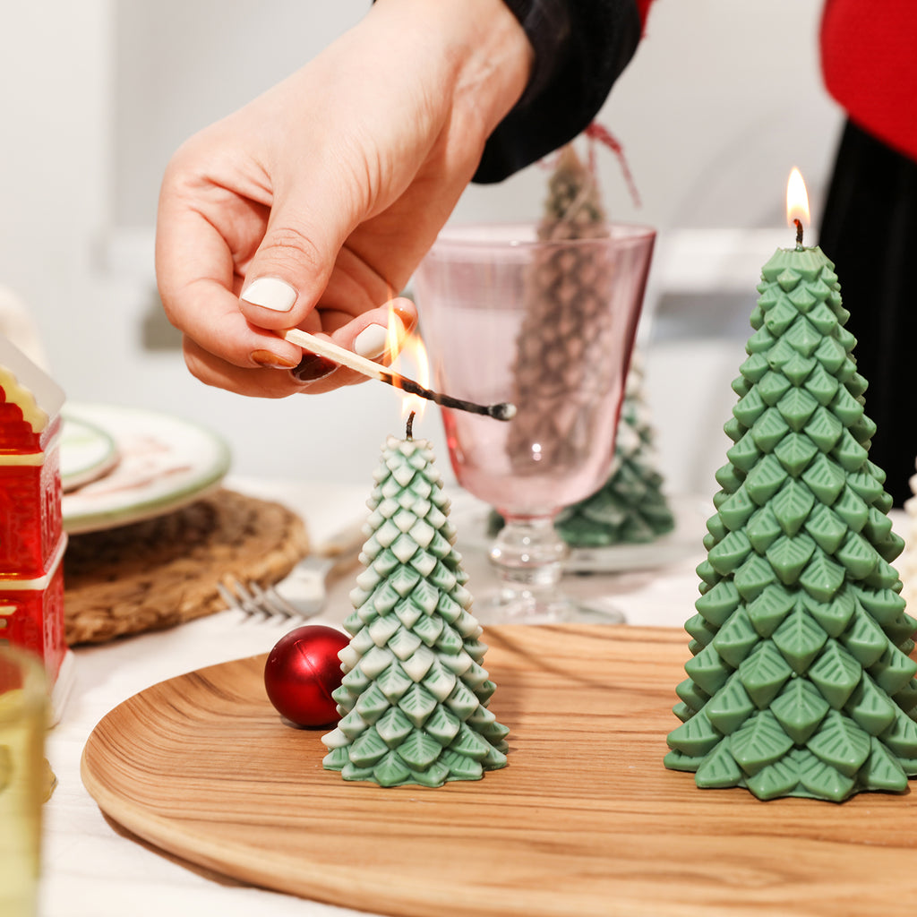 Light green and white Christmas pine candles on tray - Boowan Nicole