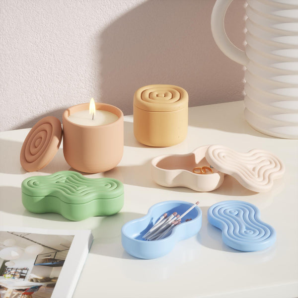 The wriggle candle jar can not only be used as a candle jar, but also has a storage function for placing fireworks or jewelry-Boowan Nicole