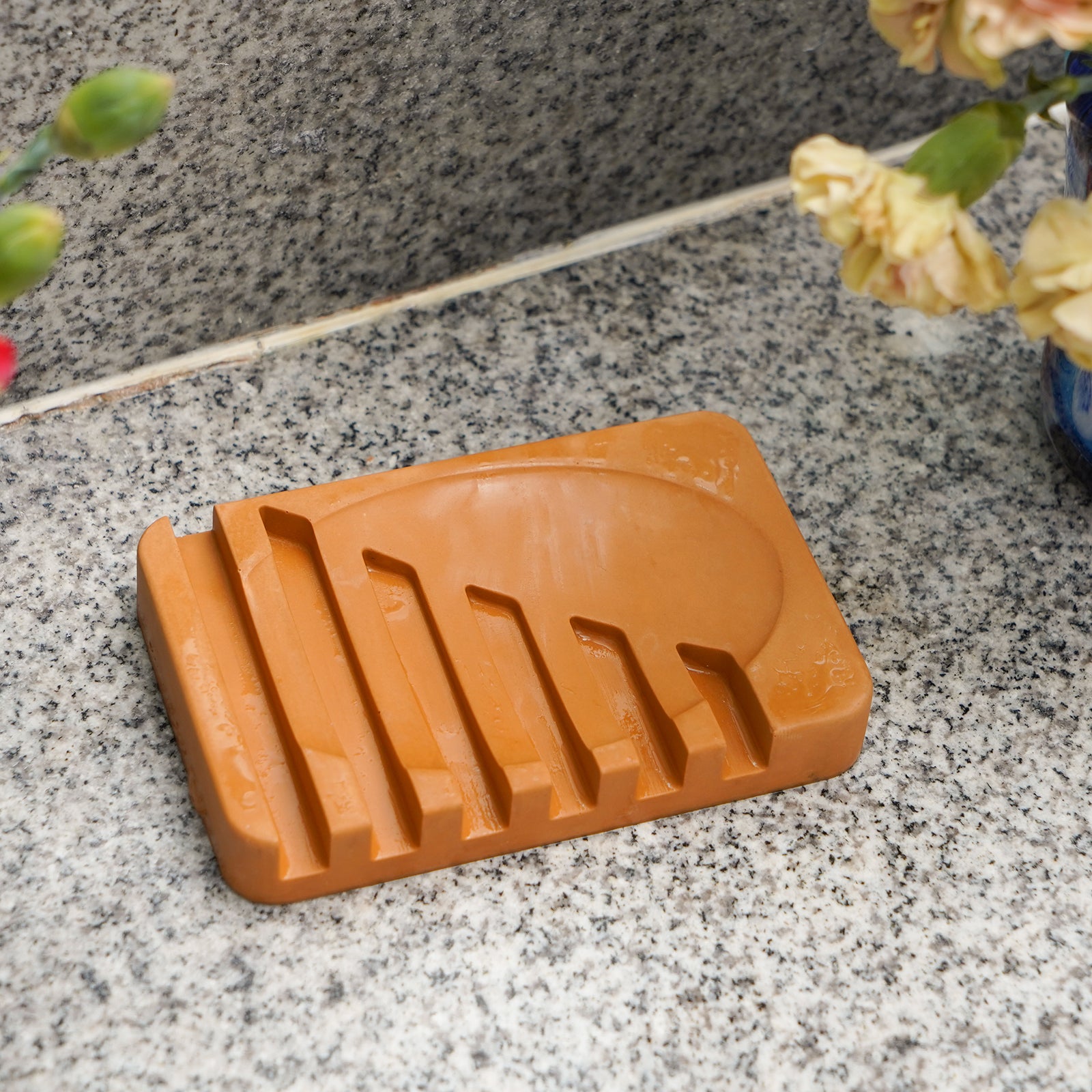 https://boowannicole.com/cdn/shop/files/6nicole-handmade-bathroom-accessories-shower-soap-dish-concrete-soap-dish-holder-silicone-mold-2.jpg?v=1692147298