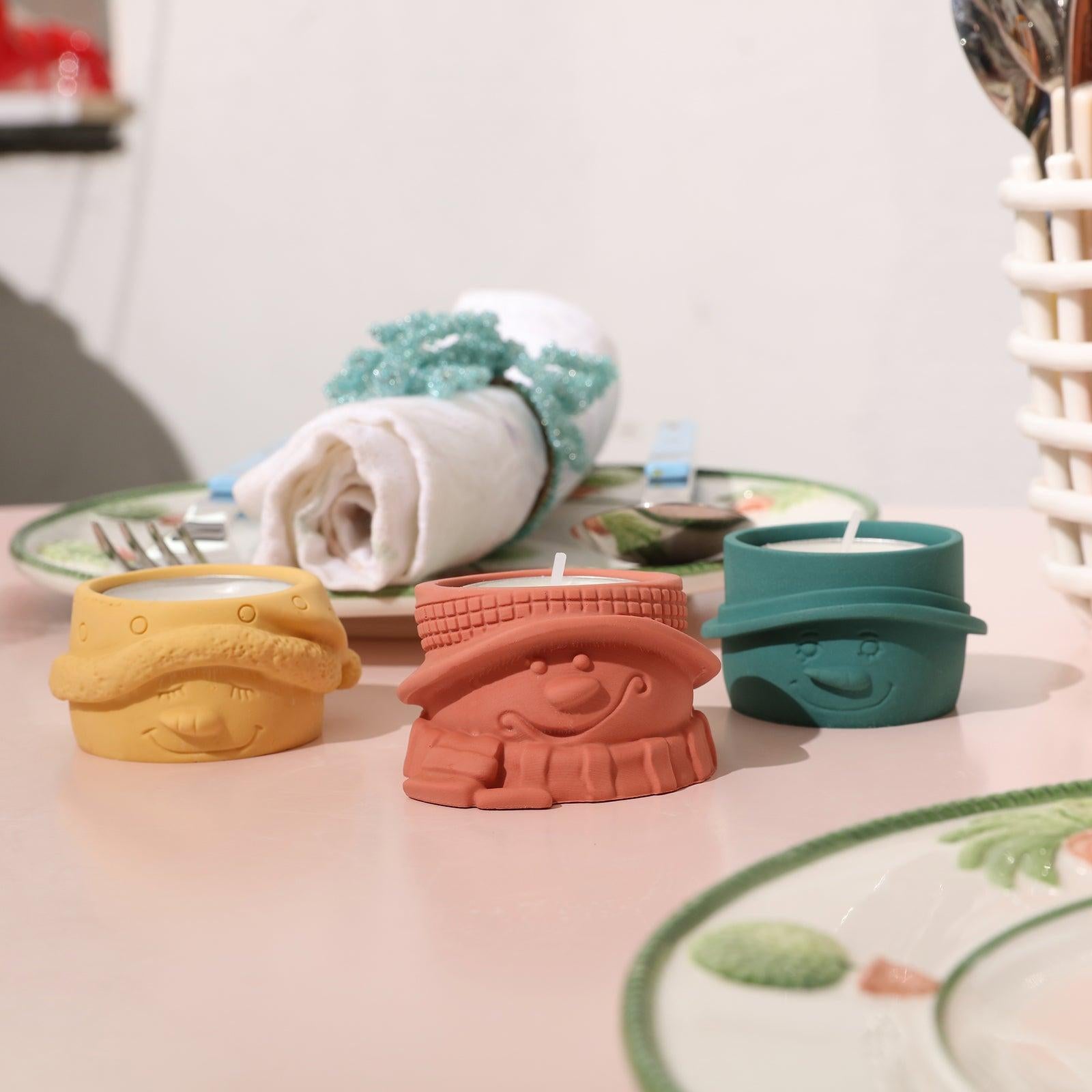 Christmas Snowman Tea Light Candle Holder in Different Shapes in Yellow, Red and Green - Boowan Nicole