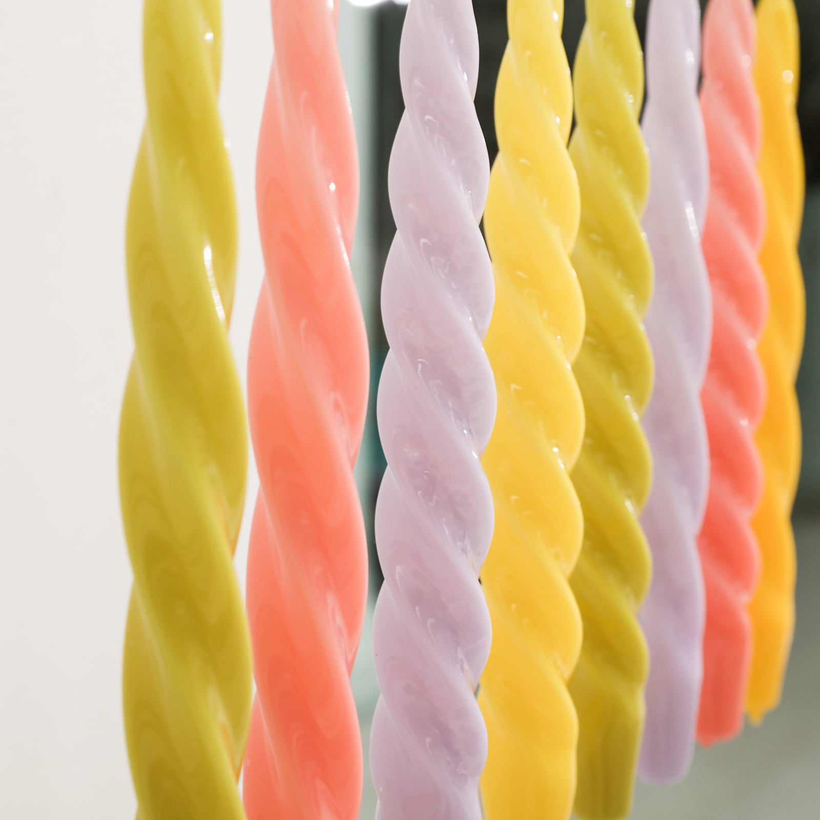 Boowannicole's Allure: Illuminate Your Space with the Exquisite Spiral  Taper Candle Silicone Mold – Boowan Nicole