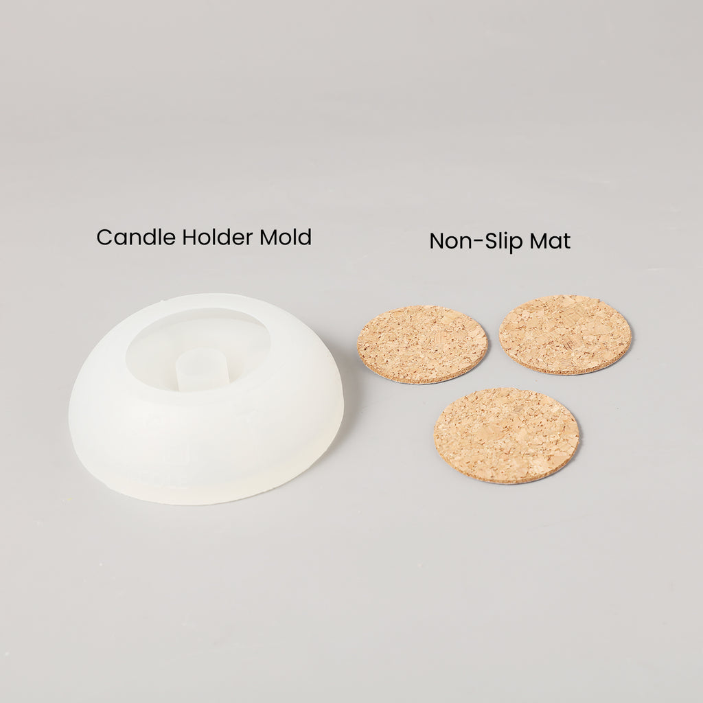 Set includes a silicone mold and three anti-slip pads.