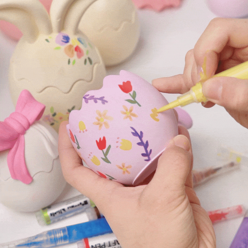 Video showing details of drawing on candle jars with an OmniCraft Pen -Boowan Nicole