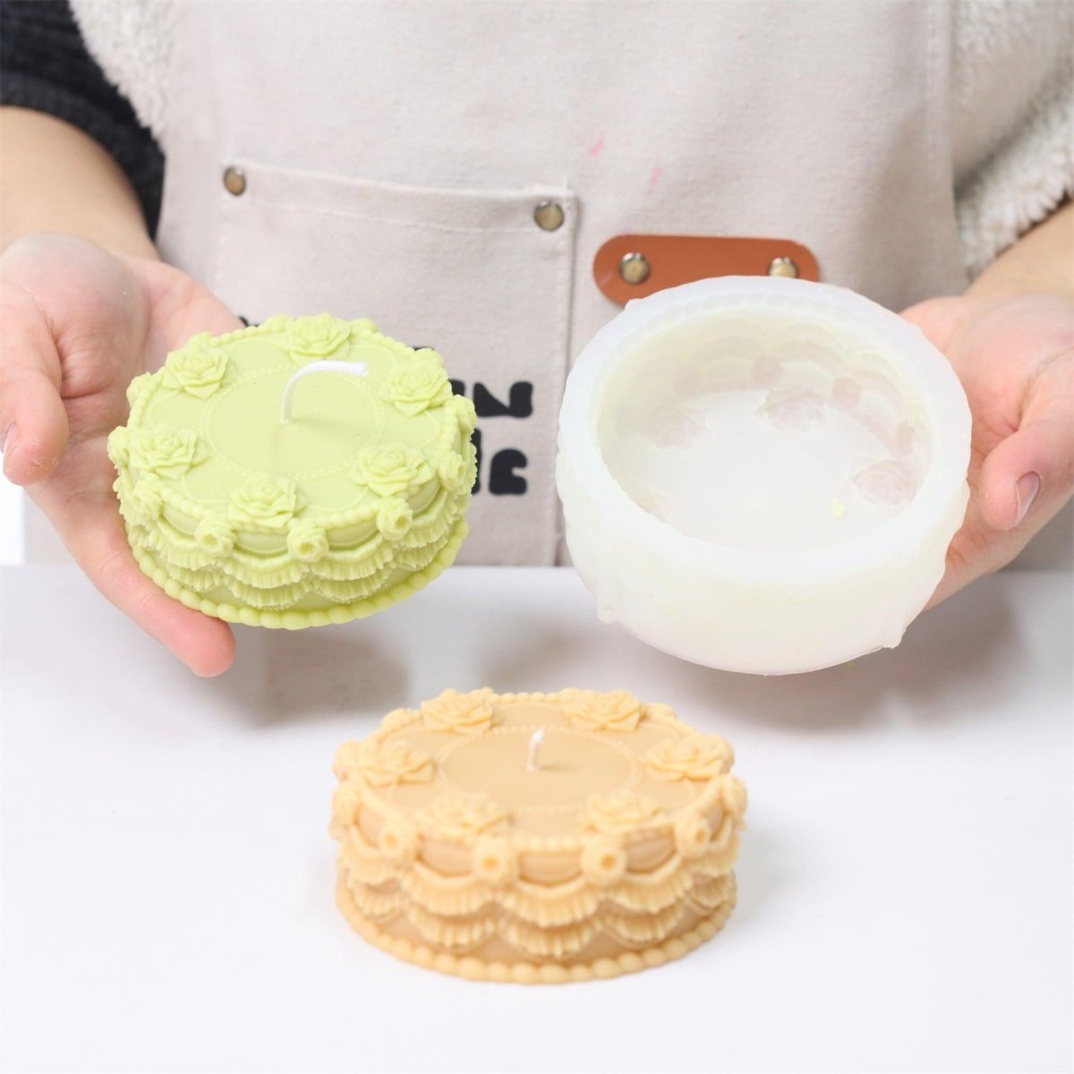 Showing off the unmoulded green vintage drapery rose shaped cake candles-Boowan Nicole