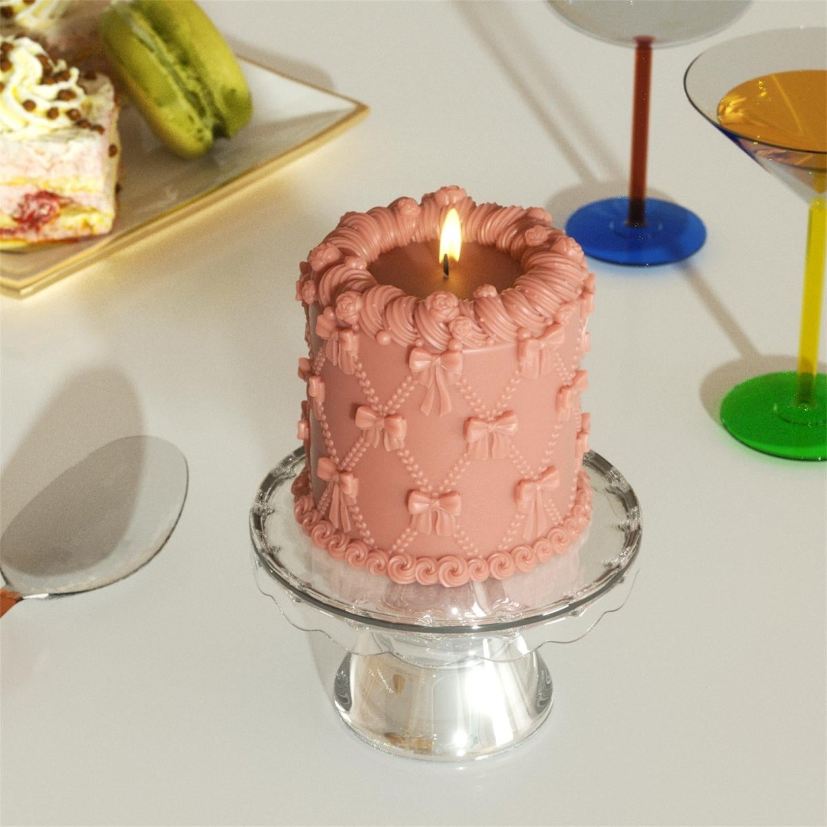 Lit cake candles with cake stand make your afternoon tea more delightful-Boowan Nicole