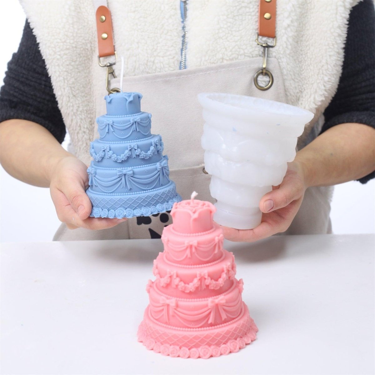 Showcasing the Large Cake Candle After Demolding-Boowan Nicole