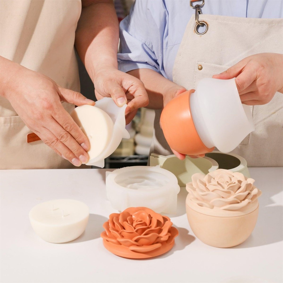 Crowning Rose Candle Jar Silicone Mold & 7oz Candle Refill MoldCandle Jar MoldSH1075-1-2