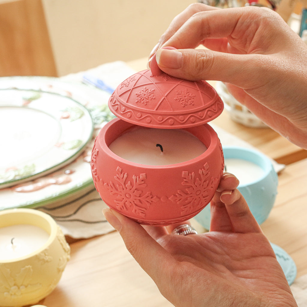 Embossed snowflake spherical candle jar is perfect for decorating a Christmas dining table-Boowan Nicole