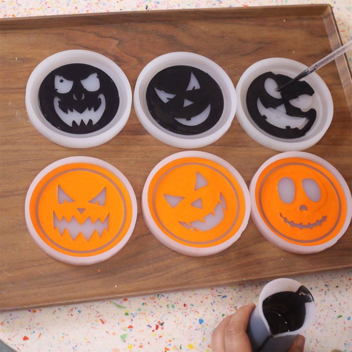 Gently Used Jack - O' - Lantern Faces Coaster Silicone Mold CollectionGently Used MoldSH1093-Used