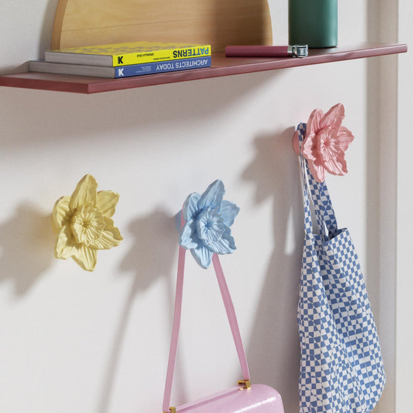 3D daffodil -shaped coat hook with intricate petal details, combining decorative elegance with practical functionality - Boowan Nicole 
