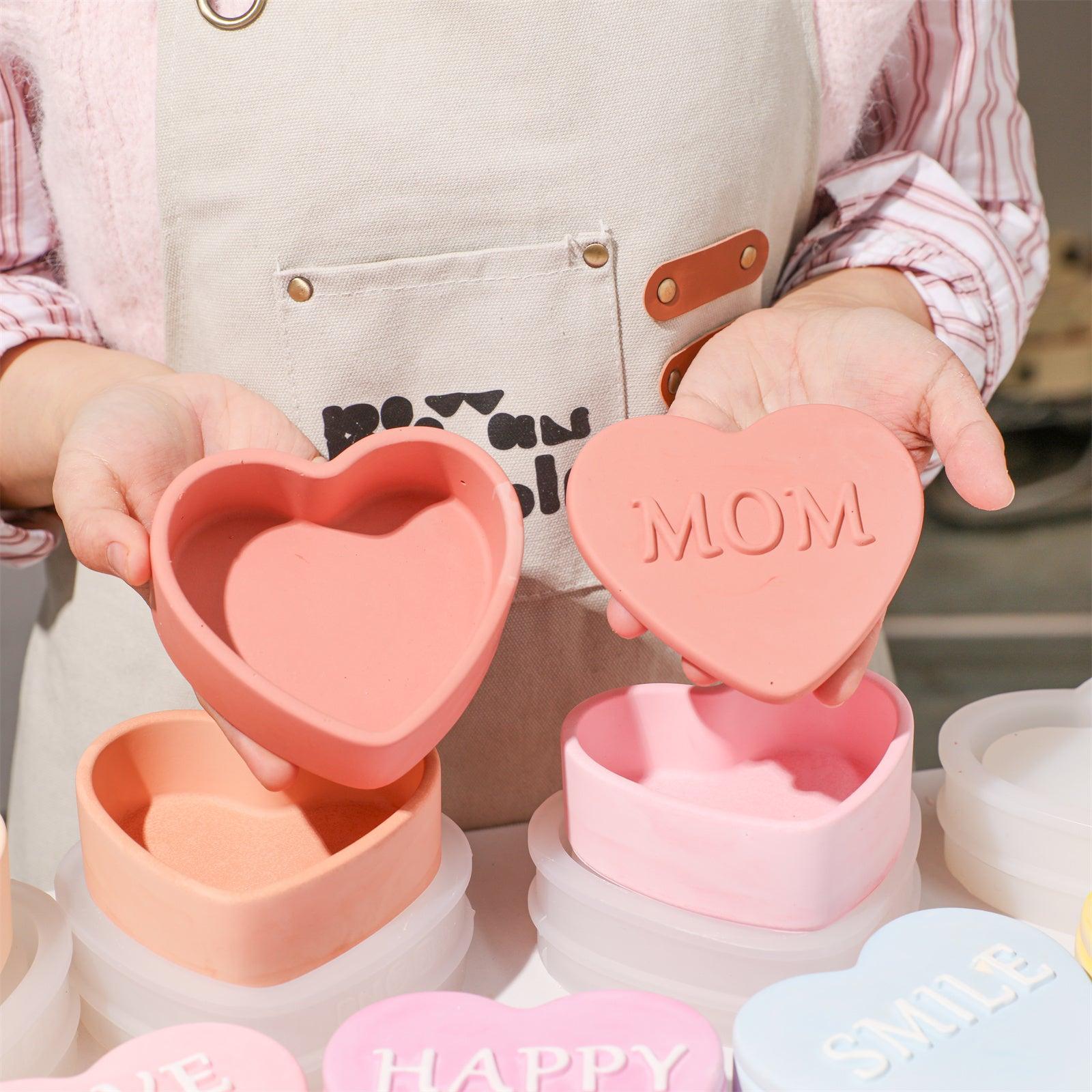 Displaying a heart-shaped storage jar with a mother-themed relief design after demolding-Boowan Nicole