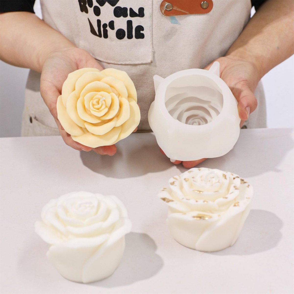 Demolding Yellow Medium-Sized Rose Candle