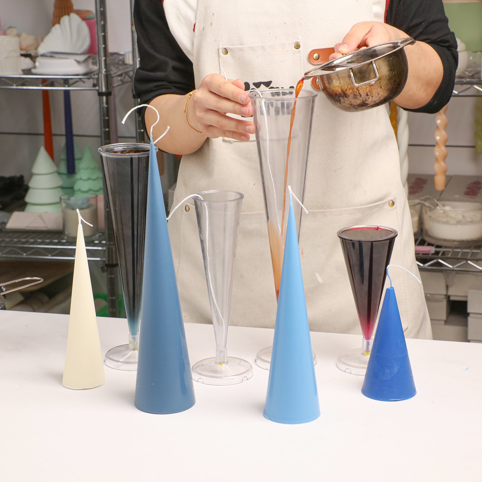 Pouring Wax into Conical Candle Mold - Boowan Nicole