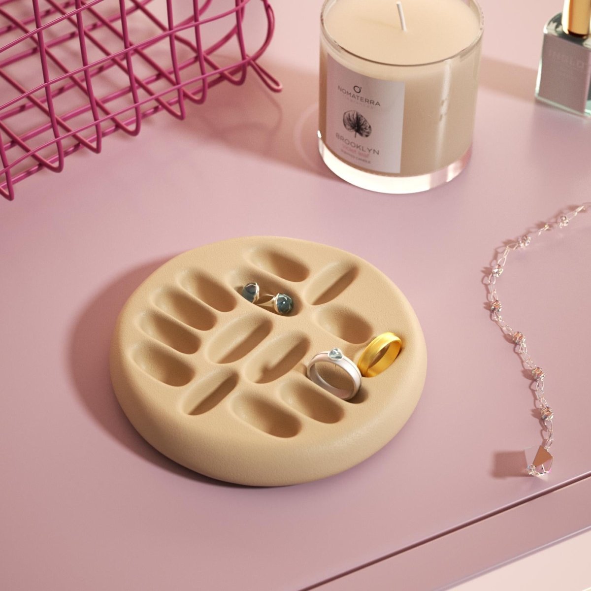 Minimalist ring tray crafted with smooth curves – perfect for bedside tables, vanities, or gifting - Boowan Nicole