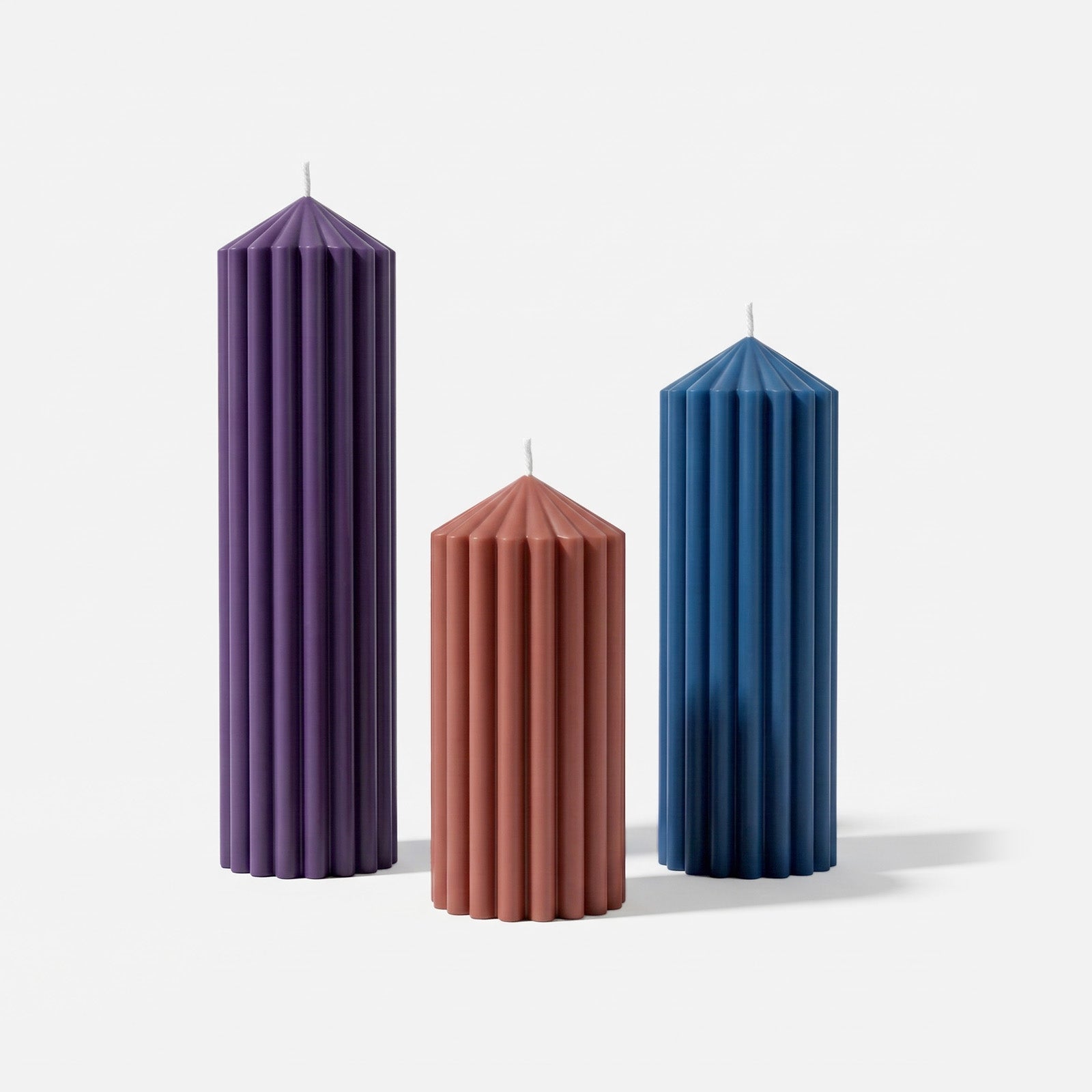 Serene Fluted Acrylic Pillar Candle Mold
