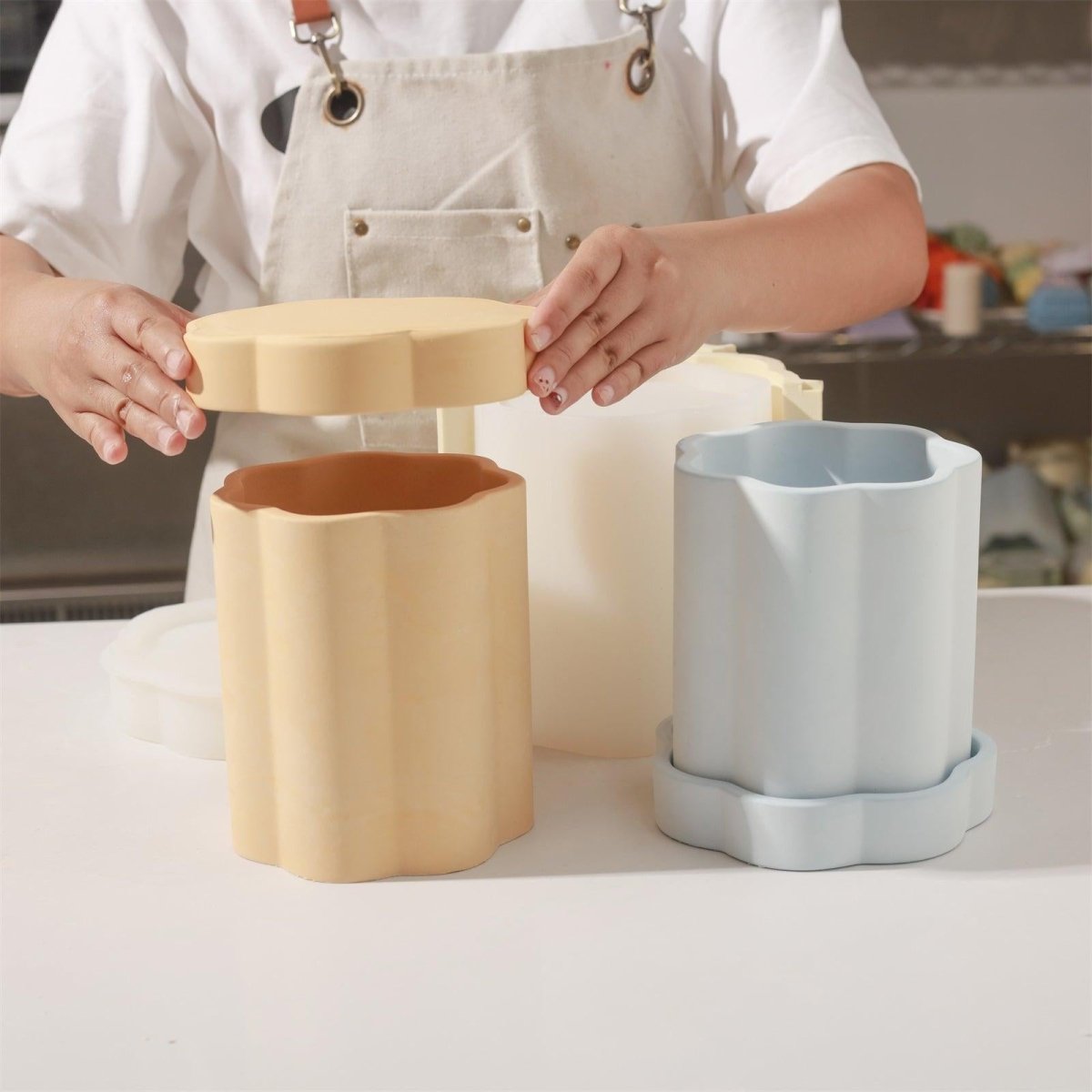 Column Jar Max Floral Column Storage Jar Silicone Mold – Boowan Nicole