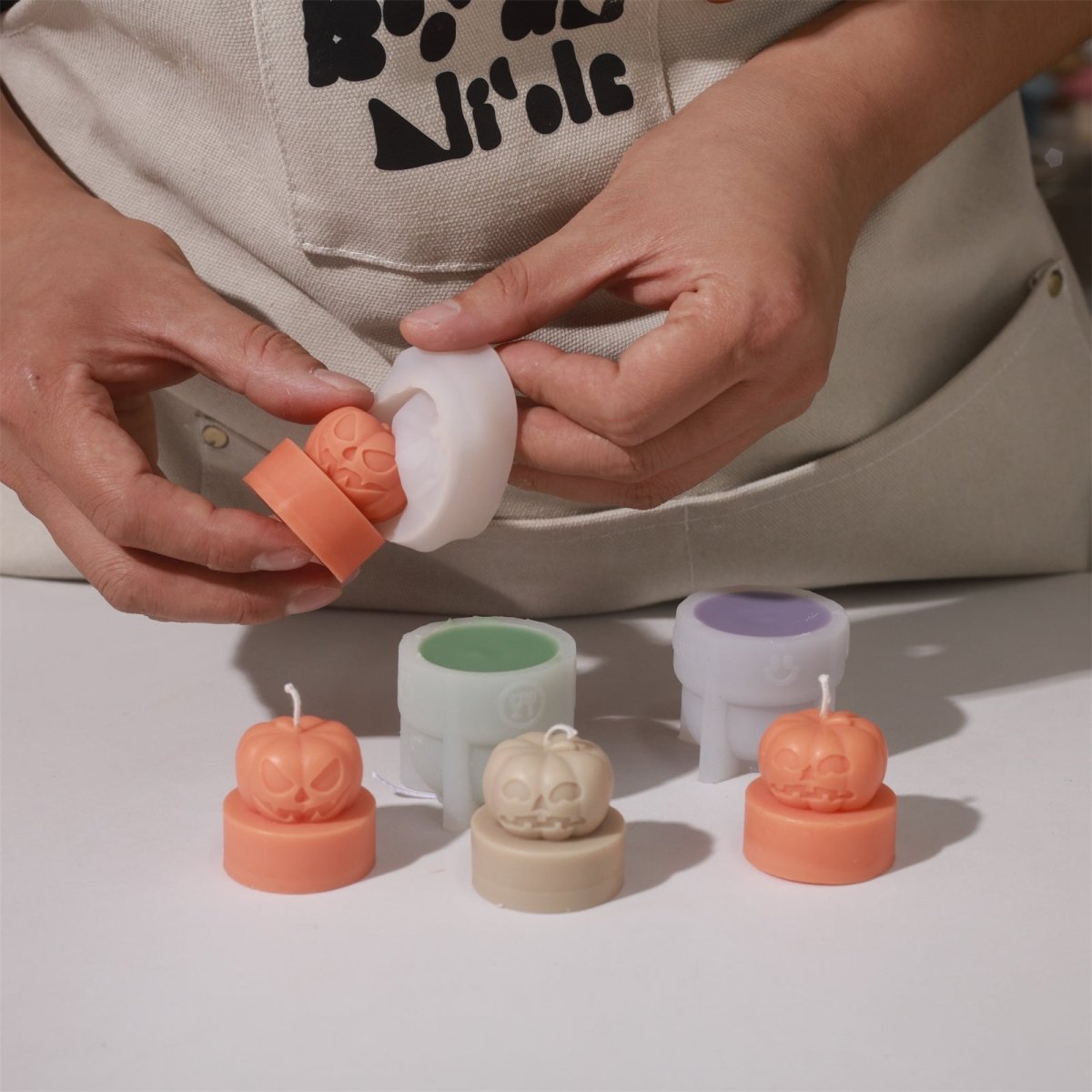 Ghostly Grin - Spooky Smile Pumpkin Tealight Candle Silicone Mold Collection for Halloween3D Candle MoldLZ0727+(A0305*5)