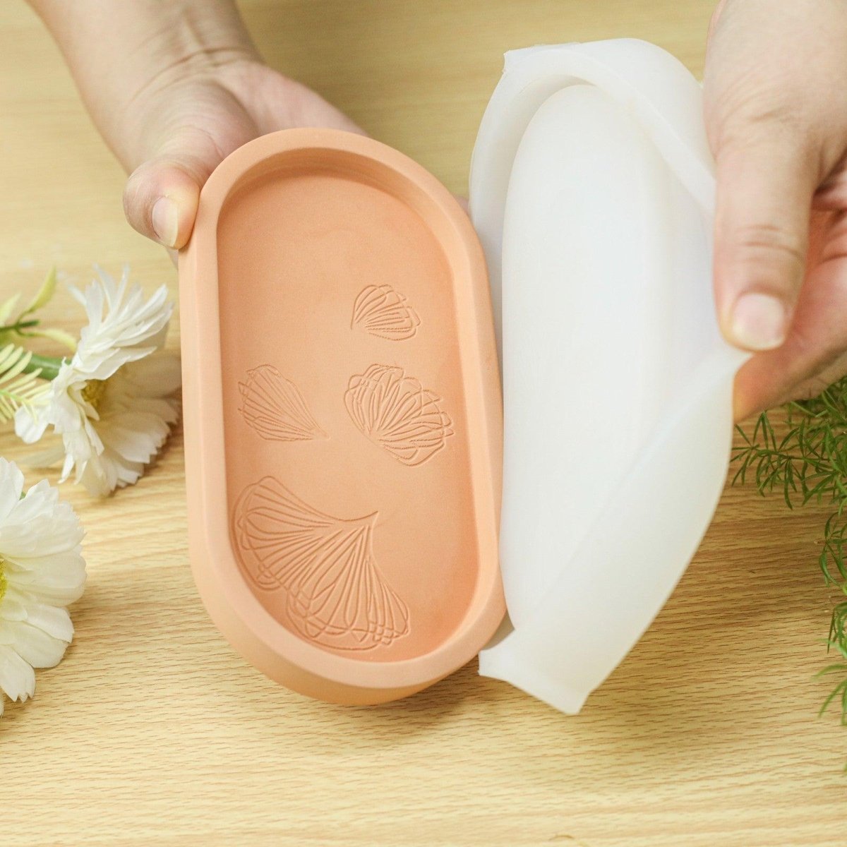 paperocelot × Boowan Nicole | Ginkgo Leaves Trinket Dish MoldTray MoldSH1139
