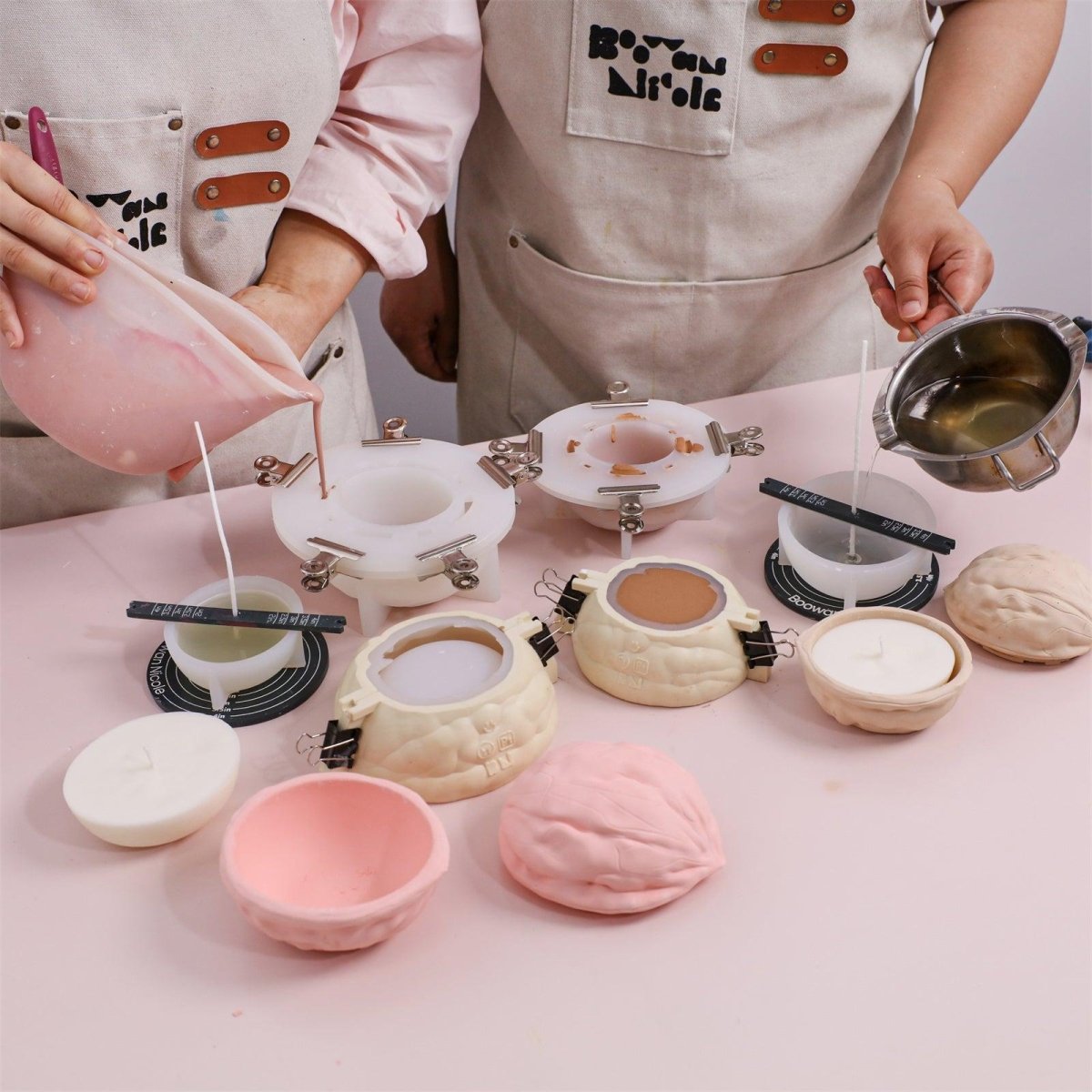 Small-batch crafted 3oz & 5oz walnut candle jars with matching refills - Boowan Nicole