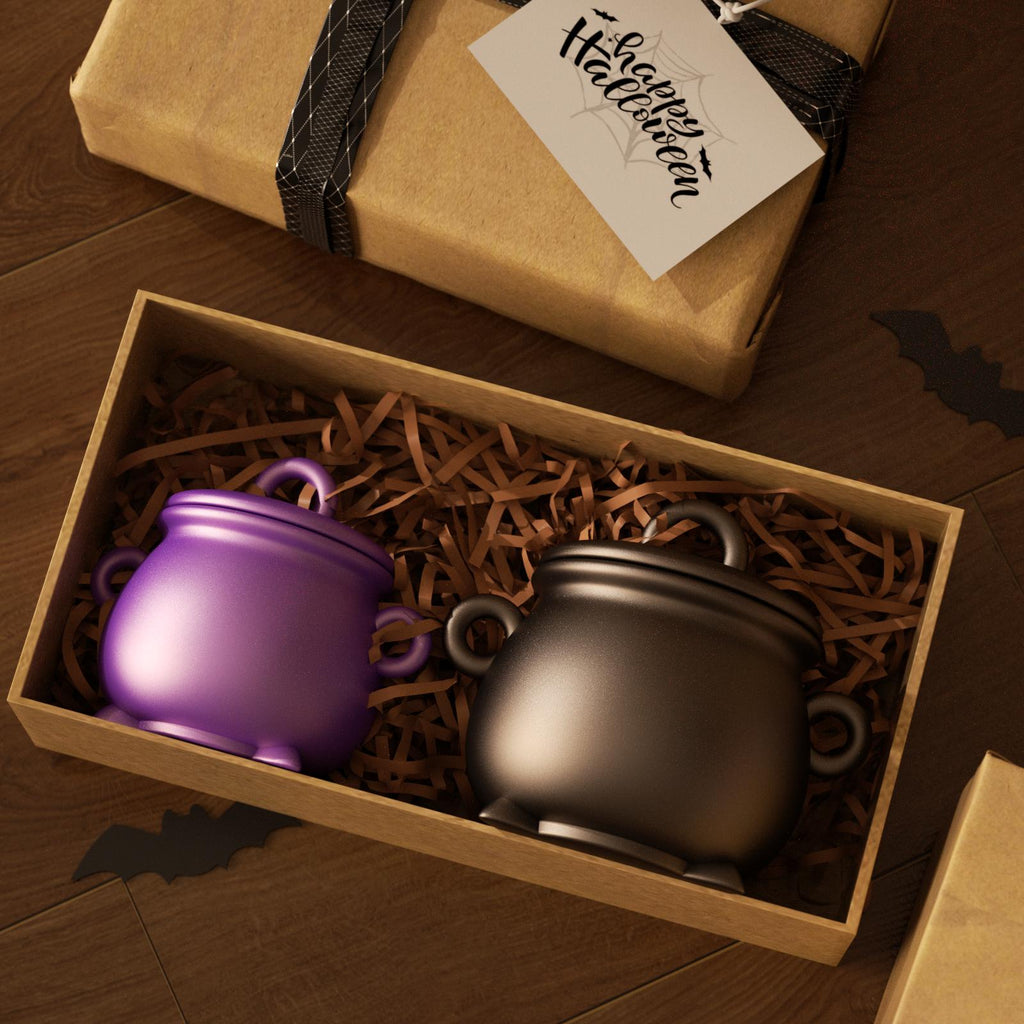 Gift box with two cauldron-shaped candle jars in metallic purple and black - Boowan Nicole