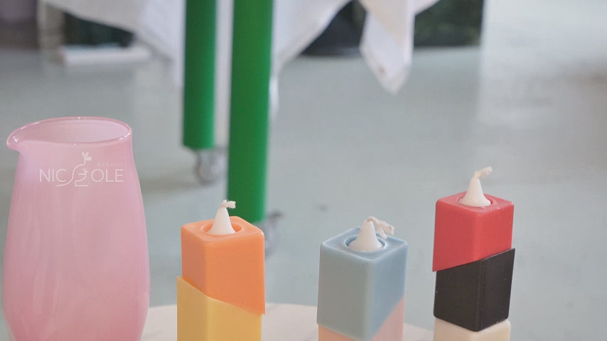 Use silicone mold to make Cube shape - Stackable Candle -Boowan Nicole