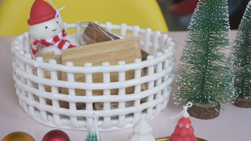 Video of making Mini Christmas Tree Candle using silicone mold - Boowan Nicole