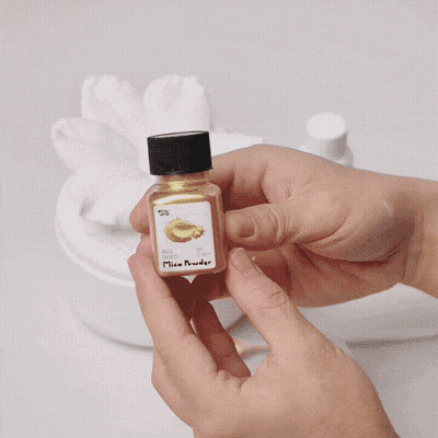 Animation of gold mica powder for the hibiscus stamen detail